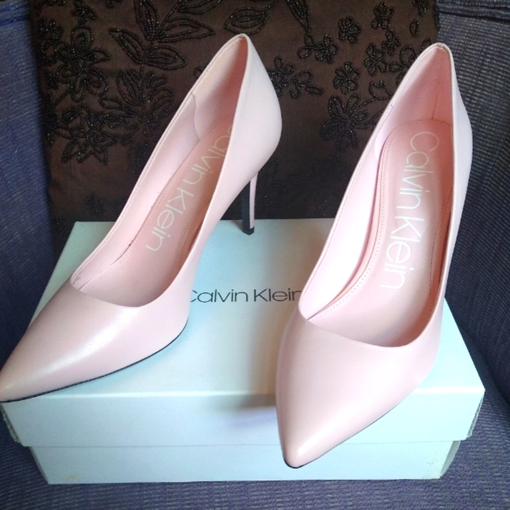 Pastel Pink pumps